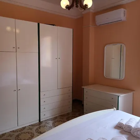 Via Petrarca 11 Apartment